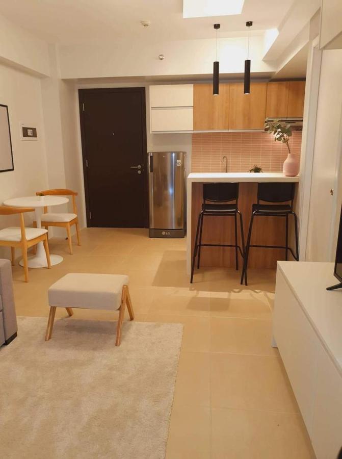 Kasa Bae Apartment Tagaytay City ภายนอก รูปภาพ